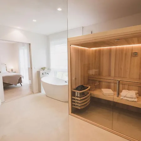 STEILLAGE - Design Moselsuiten mit Panoramablick und SPA Brauneberg Exterior foto